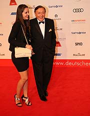 Richard Lugner mit neuer Begleitung @ Deutscher Filmball 2018 (©Foto: Martin Schmitz)